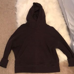 Lululemon plum sweatshirt